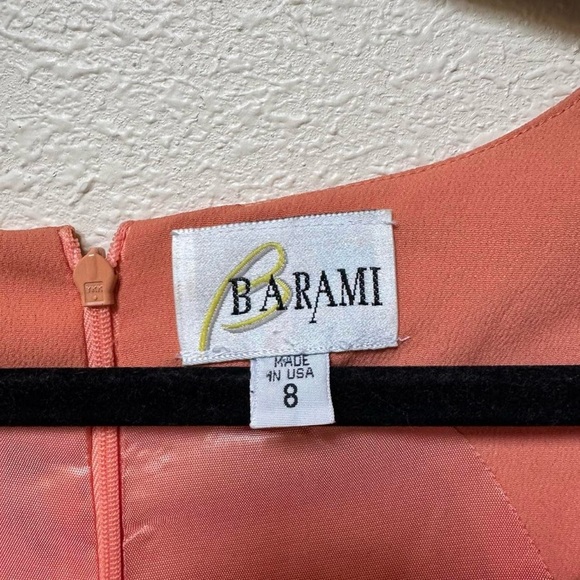 Vintage peach shift dress with square neckline - Picture 3 of 8